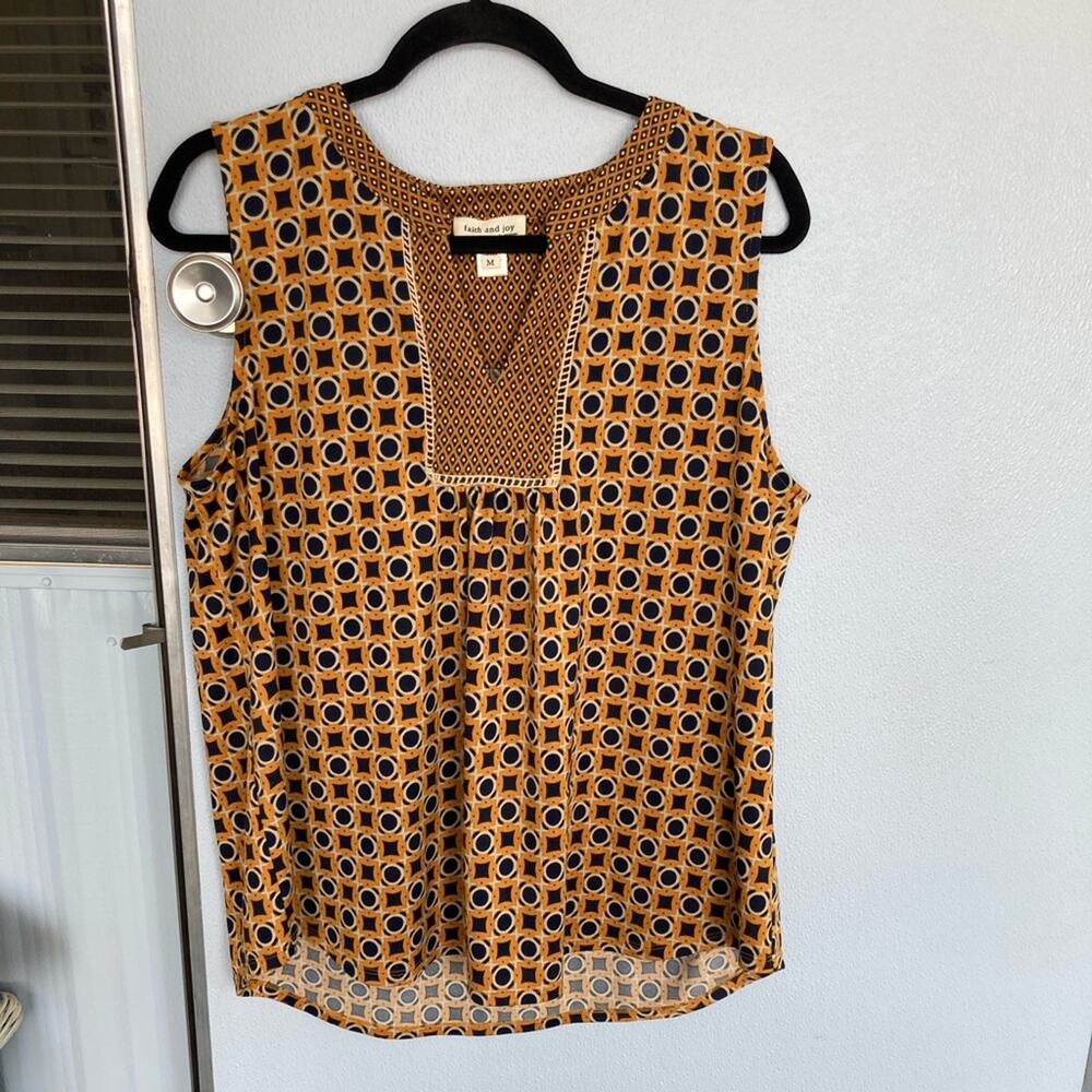 Faith and Joy by Monteau Top Sleeveless Women's Medium
